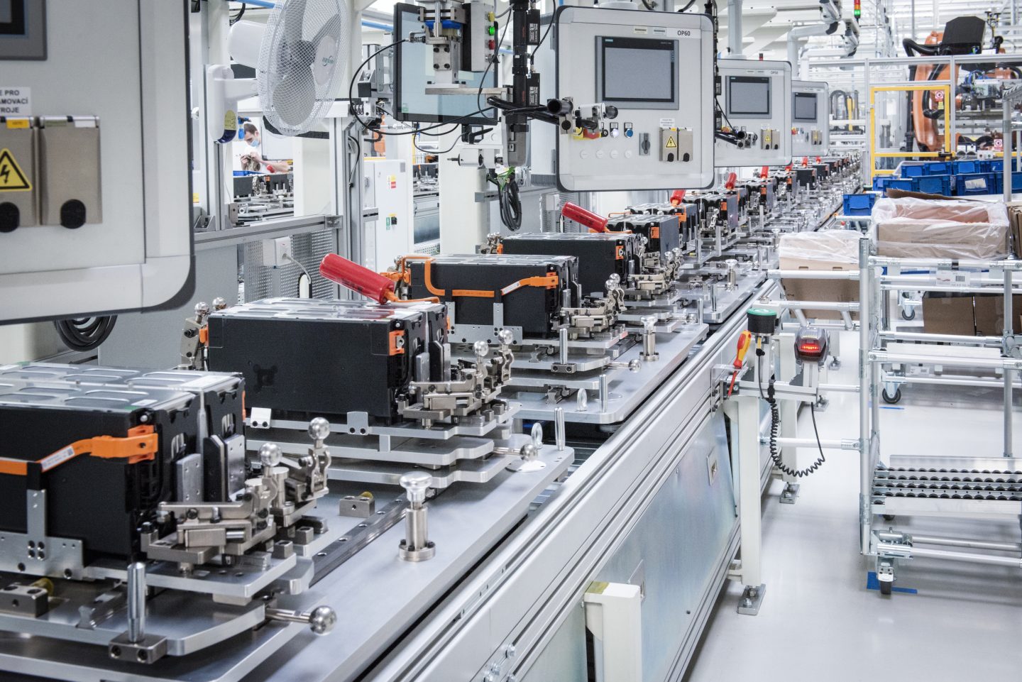 Fully Automated Battery Assembly